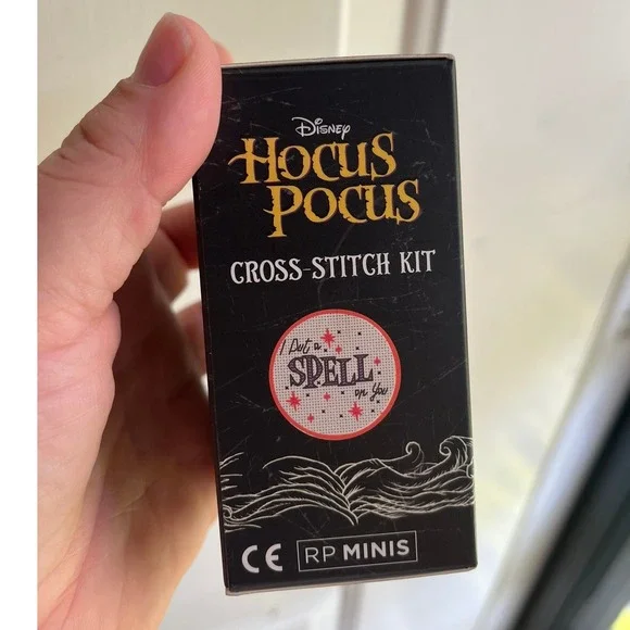 NEW Disney's Hocus Pocus Cross-Stitch 4 Different Pattern Mini Craft Kit‎ - Picture 6 of 6